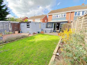 Rear aspect - click for photo gallery